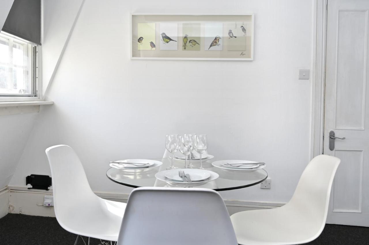 Soho, Piccadilly & Chinatown - Two Bedroom & Two Double Beds Apartment لندن المظهر الخارجي الصورة
