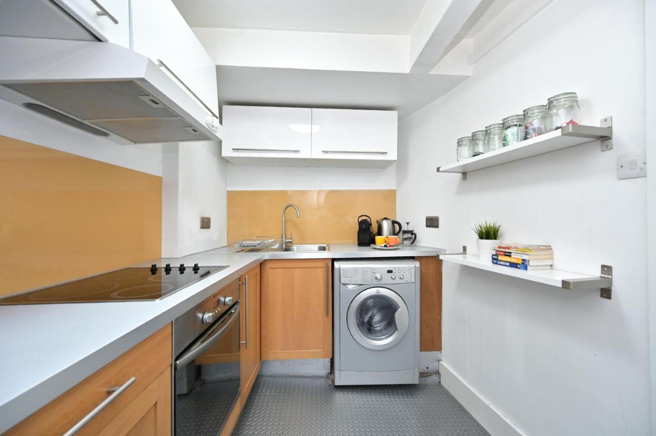 Soho, Piccadilly & Chinatown - Two Bedroom & Two Double Beds Apartment لندن المظهر الخارجي الصورة