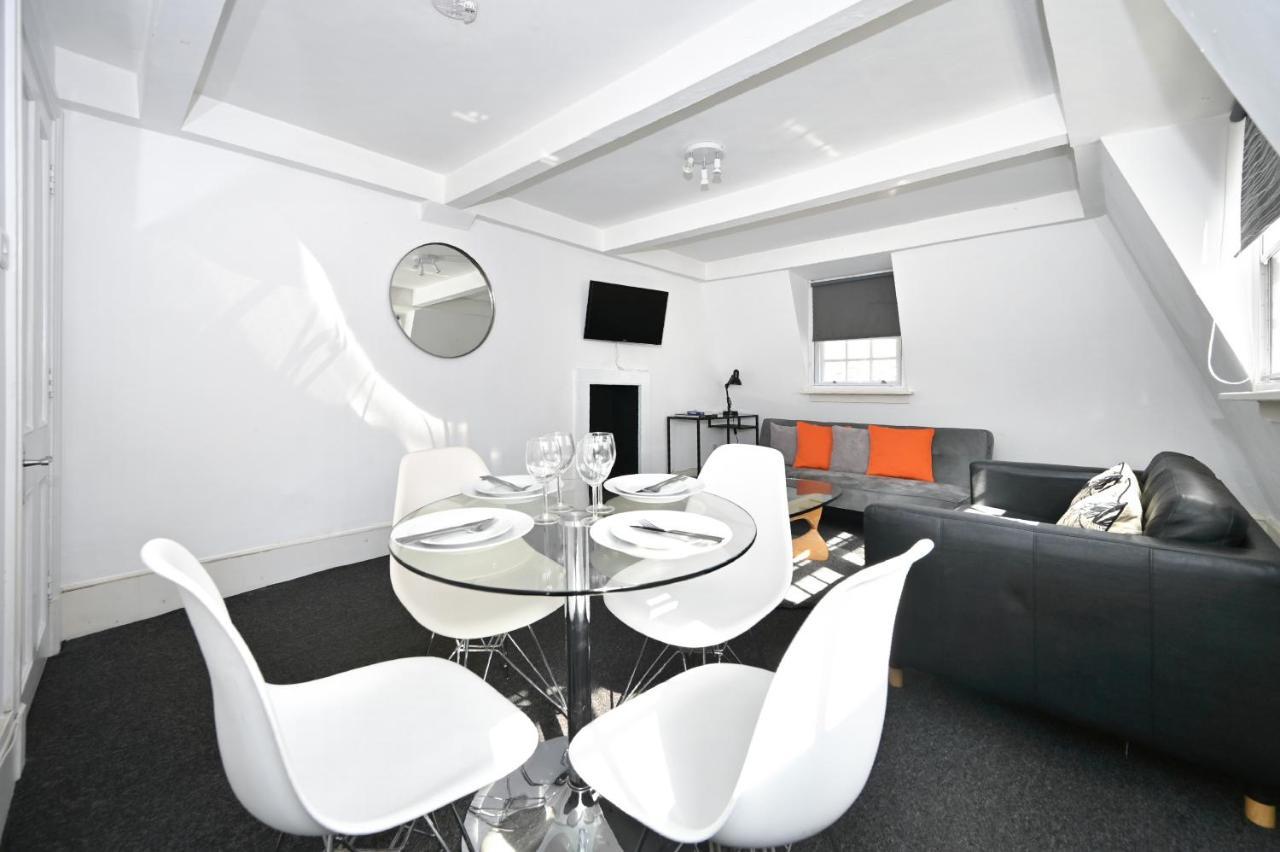 Soho, Piccadilly & Chinatown - Two Bedroom & Two Double Beds Apartment لندن المظهر الخارجي الصورة